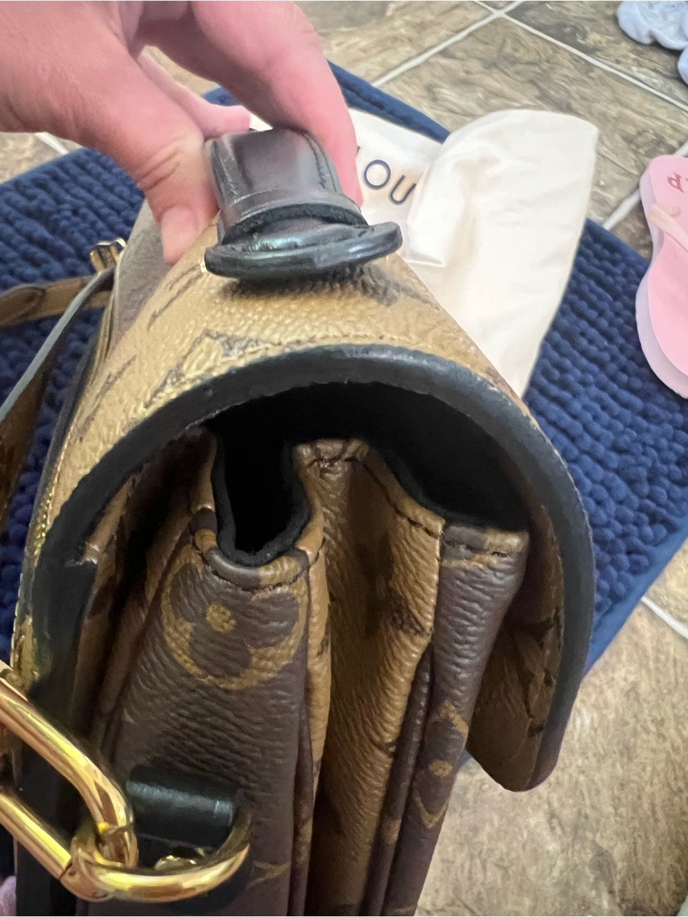 LV BAG - Picture 17 of 17